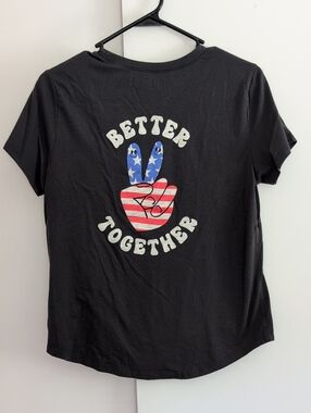 Old Navy Charcoal Black Graphic T-Shirt with Peace Sign Women's Size Medium